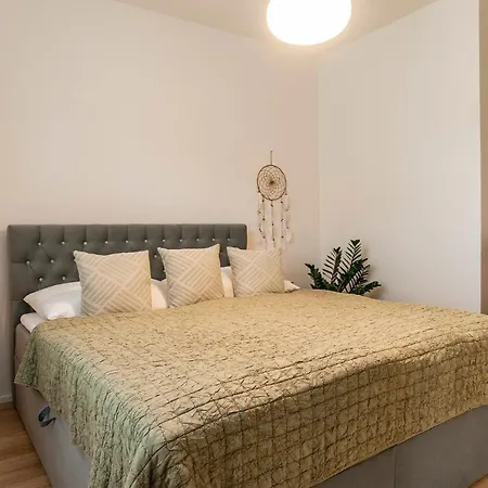 STING Boutique Apartments Ostrava Extérieur photo