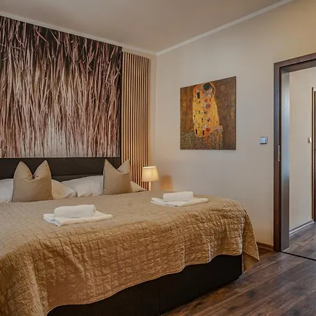 STING Boutique Apartments Ostrava Extérieur photo