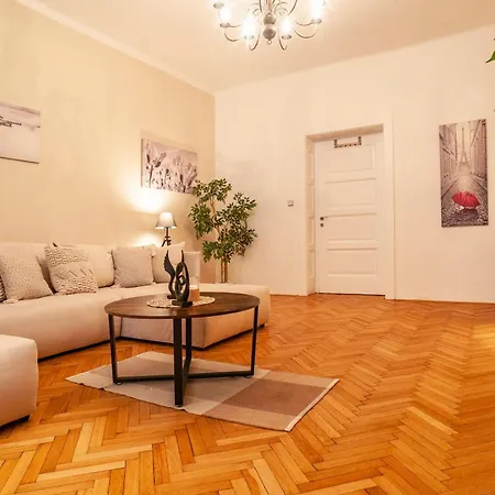 STING Boutique Apartments Ostrava Extérieur photo