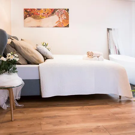STING Boutique Apartments Ostrava Extérieur photo
